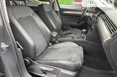 Седан Volkswagen Passat 2016 в 