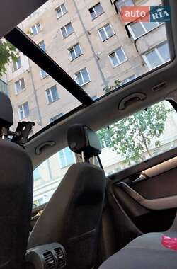 Універсал Volkswagen Passat 2012 в 