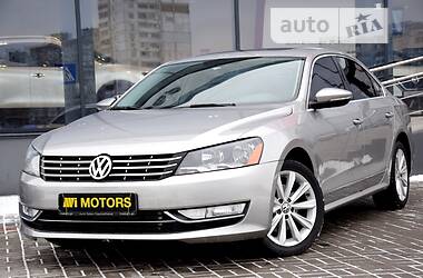 Седан Volkswagen Passat 2012 в Киеве