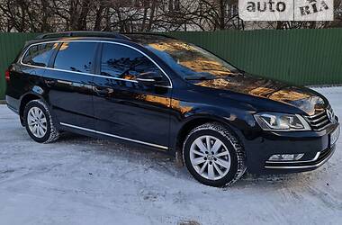 Универсал Volkswagen Passat 2012 в Тернополе