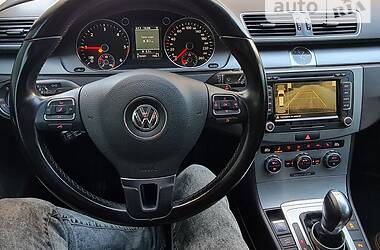 Универсал Volkswagen Passat 2012 в Тернополе