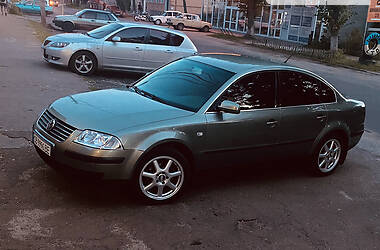 Седан Volkswagen Passat 2002 в Прилуках