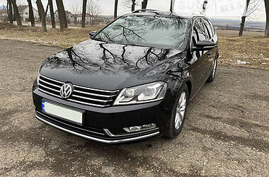 Универсал Volkswagen Passat 2011 в Черновцах