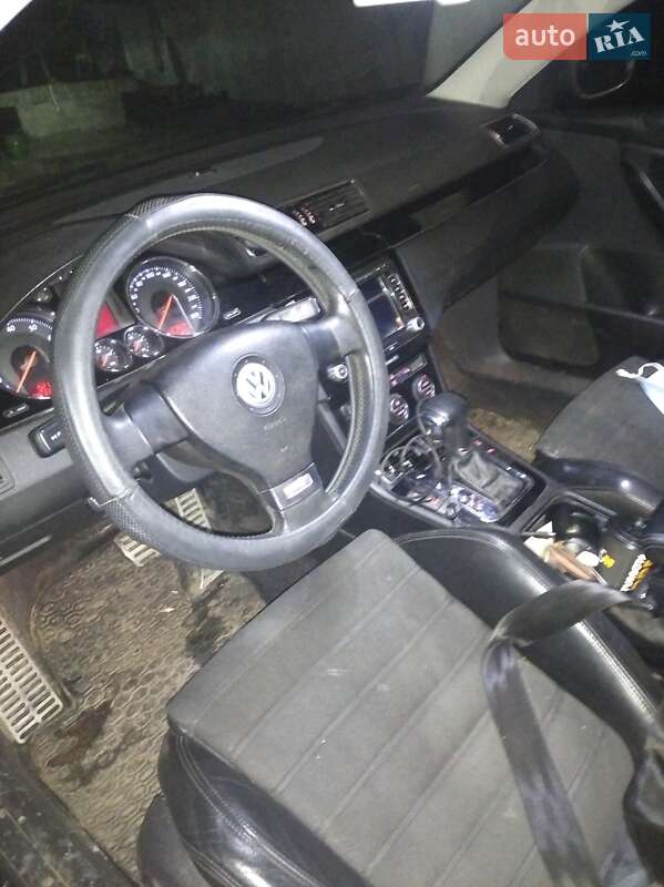 Седан Volkswagen Passat 2006 в Смеле
