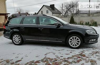 Универсал Volkswagen Passat 2012 в 
