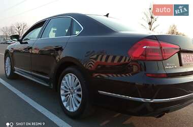 Седан Volkswagen Passat 2015 в 