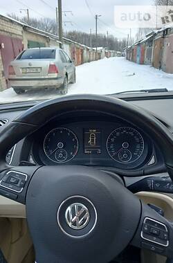 Седан Volkswagen Passat 2012 в Чернигове