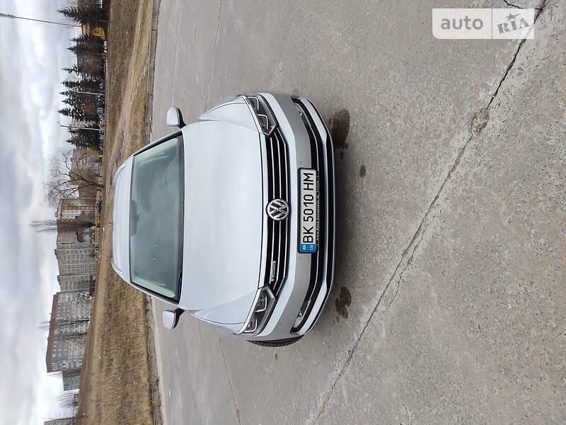 Універсал Volkswagen Passat 2017 в Вараші фото 59 Універсал Volkswagen Passat 2017 в Вараші