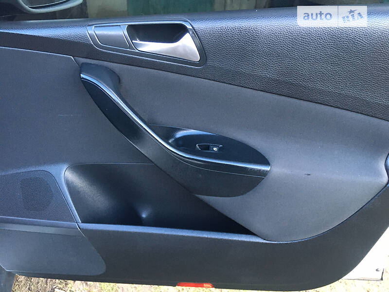 Универсал Volkswagen Passat 2008 в Самборе