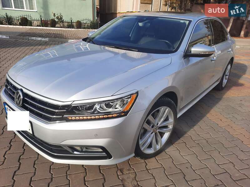 Седан Volkswagen Passat 2018 в Ивано-Франковске фото 13 Седан Volkswagen Passat 2018 в Ивано-Франковске
