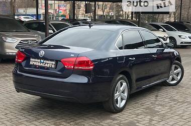 Седан Volkswagen Passat 2012 в Кривом Роге