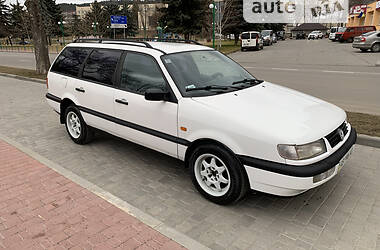 Универсал Volkswagen Passat 1996 в Могилев-Подольске