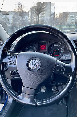 Седан Volkswagen Passat 2009 в Трускавце