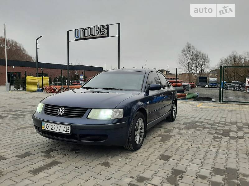 Седан Volkswagen Passat 1997 в Хмельницькому