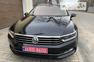 Седан Volkswagen Passat 2015 в Хмельницком