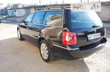 Универсал Volkswagen Passat 2003 в Калуше