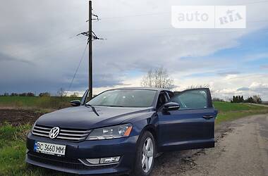 Седан Volkswagen Passat 2011 в Львові