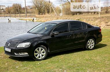 Седан Volkswagen Passat 2011 в 