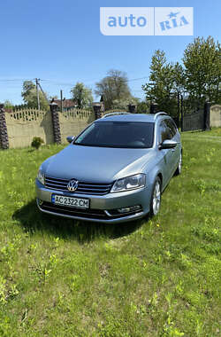 Volkswagen Passat 2011