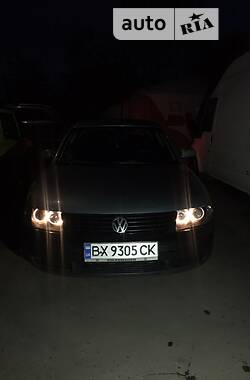 Седан Volkswagen Passat 1998 в Хмельницком