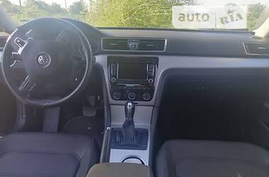 Седан Volkswagen Passat 2012 в Кривому Розі