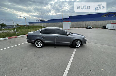 Седан Volkswagen Passat 2006 в Виннице