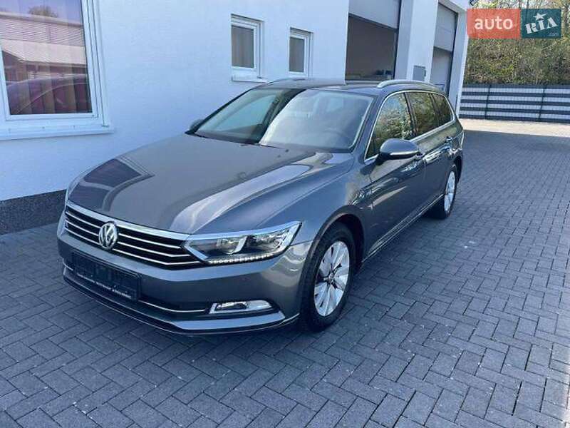 Универсал Volkswagen Passat 2016 в Житомире