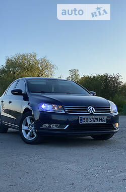 Седан Volkswagen Passat 2011 в Хмельницькому