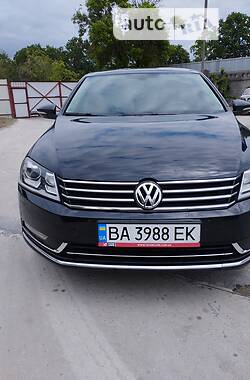 Седан Volkswagen Passat 2012 в Світловодську