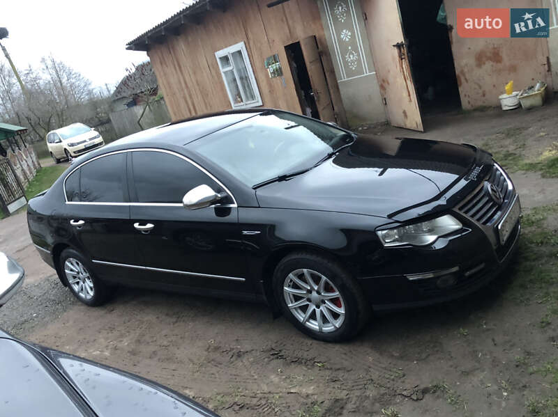 Седан Volkswagen Passat 2008 в Рава-Русской