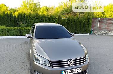 Седан Volkswagen Passat 2011 в Підволочиську