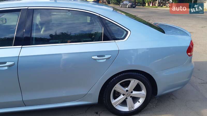 Седан Volkswagen Passat 2013 в Одессе