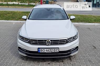 Универсал Volkswagen Passat 2015 в Тернополе