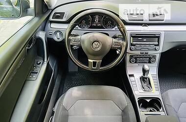 Седан Volkswagen Passat 2011 в Киеве