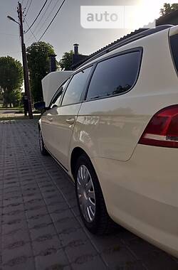 Универсал Volkswagen Passat 2014 в Харькове