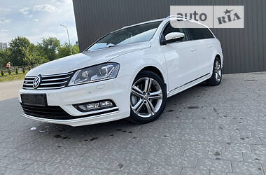 Универсал Volkswagen Passat 2012 в Дрогобыче