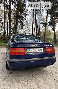 Седан Volkswagen Passat 1996 в Нетешине
