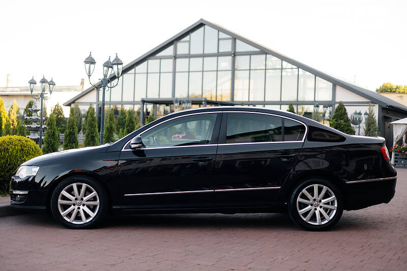 Седан Volkswagen Passat 2008 в Стрые