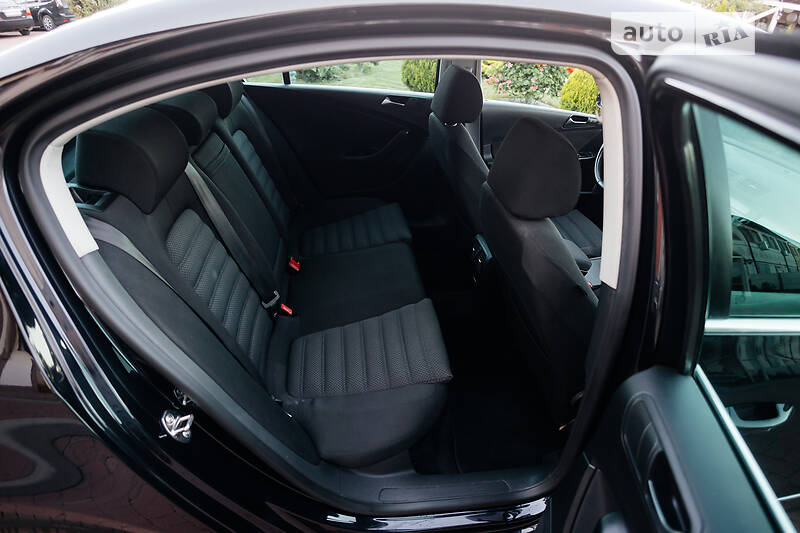 Седан Volkswagen Passat 2008 в Стрые