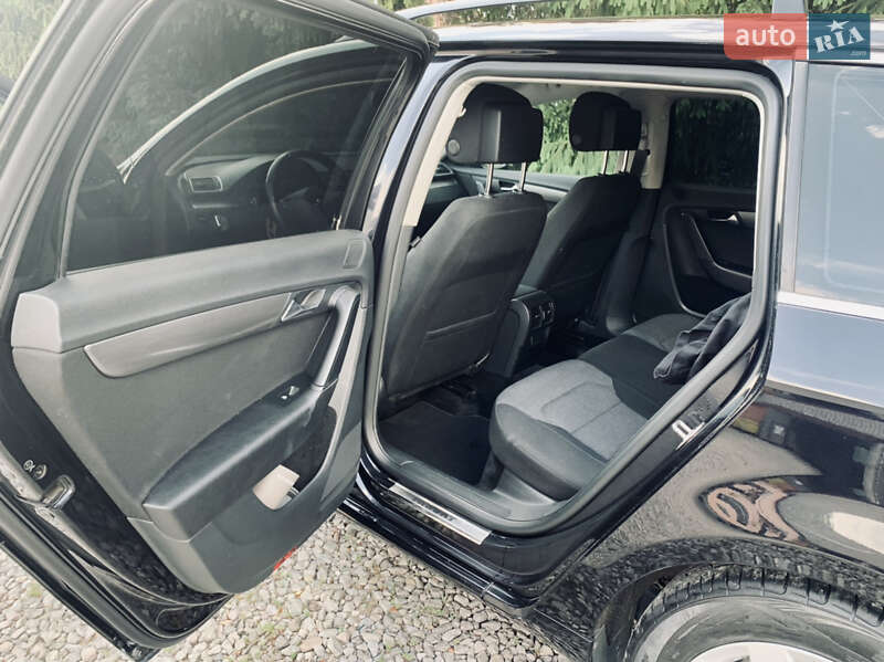 Універсал Volkswagen Passat 2012 в Іршаві