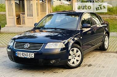 Седан Volkswagen Passat 2003 в 