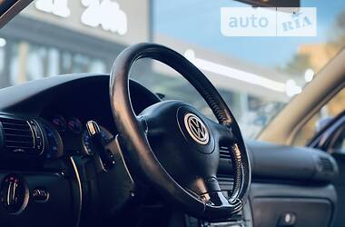 Седан Volkswagen Passat 2003 в 