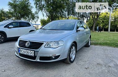 Седан Volkswagen Passat 2006 в Львове