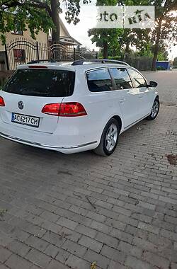 Универсал Volkswagen Passat 2011 в Киверцах