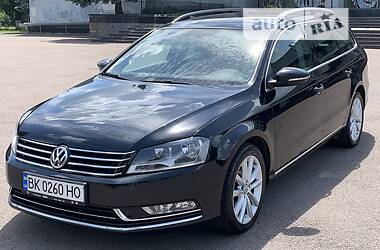 Универсал Volkswagen Passat 2011 в 