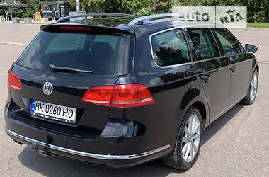 Универсал Volkswagen Passat 2011 в 