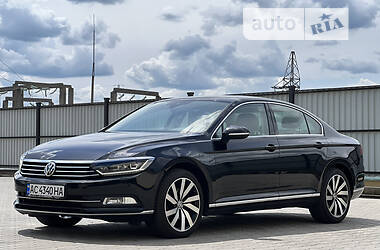 Седан Volkswagen Passat 2018 в Луцке