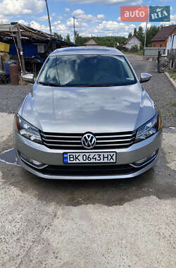 Volkswagen Passat 2012