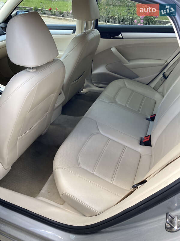 Седан Volkswagen Passat 2012 в Рокитном фото 11 Седан Volkswagen Passat 2012 в Рокитном