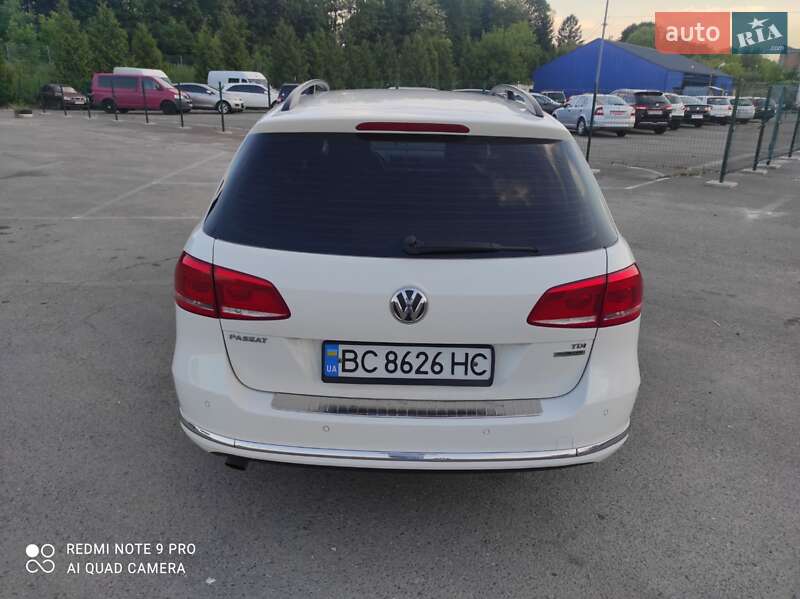 Универсал Volkswagen Passat 2012 в Львове